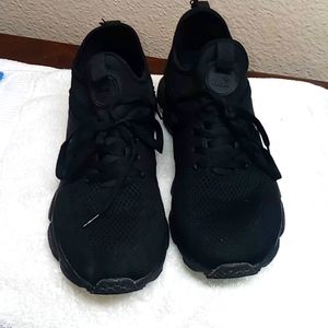 Rebook men's shoes Size 10.5